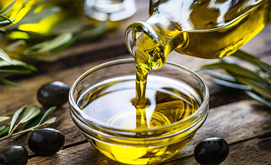 الأردن يمنع إدخال زيت الزيتون من فلسطين الأردن يمنع إدخال زيت الزيتون من فلسطين