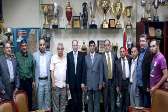 رئيس المجلس الأعلى للشباب يزور نادي الوحدات رئيس المجلس الأعلى للشباب يزور نادي الوحدات