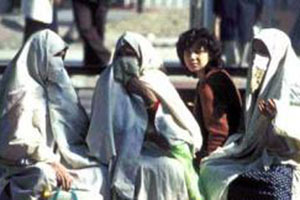 جزائريات ينتفضن لمحاربة الملابس العارية في رمضان