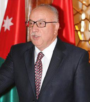 وزير الاشغال العامة يتفقد لواء الرمثا 