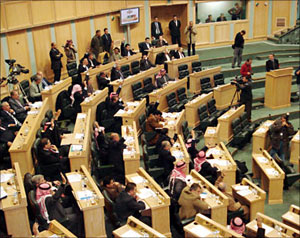 43 نائبا يدعون لتأييد مسيرة الاصلاح