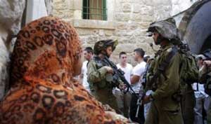 55 جريحا بمداهمات ومواجهات مع الاحتلال بالخليل