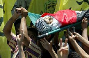 استشهاد شاب فلسطيني متأثرا بجراحه شمالي غزة