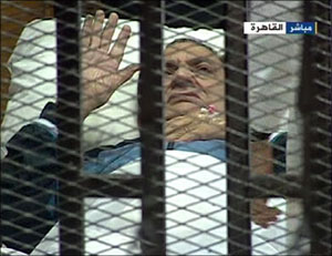مبارك متهم بمقتل آلاف الجنود 