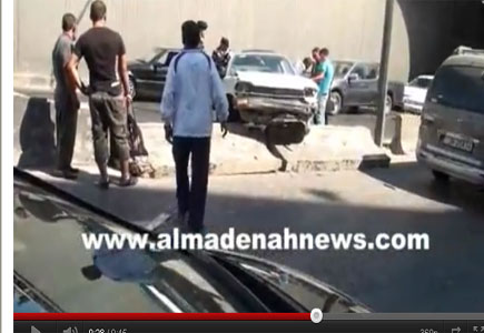 حادث سير لرجال أمن بالزرقاء ( فيديو ) حادث سير لرجال أمن بالزرقاء ( فيديو )