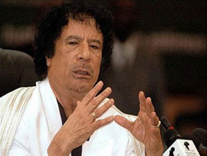 الولايات المتحدة الأمريكية تنأى بنفسها عن مهمة تعقب معمر القذافي