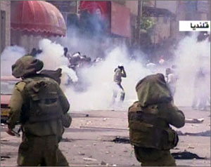 مواجهات مع الاحتلال بحاجز قلنديا 