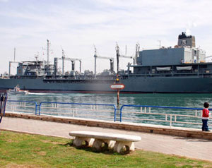 بوارج إسرائيلية وإيرانية بالبحر الأحمر 