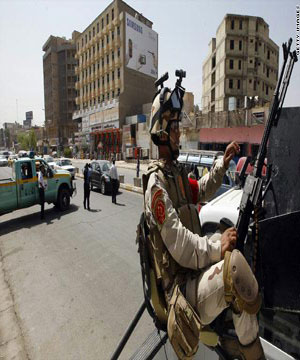 العراق: 24 قتيلاً وجريحاً في انفجار دام جديد ببغداد