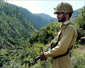 مقتل جنود باكستانيين في هجوم هندي 