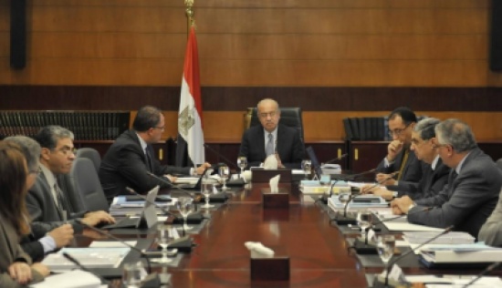 رغم نجاحها.. نظام السيسي يبيع شركات حكومية مربحه