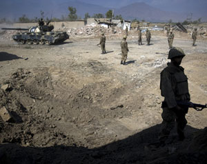 طالبان باكستان تعترف بخطف مواطنين 