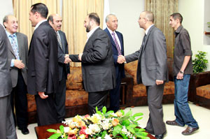 أسرة " البلقاء التطبيقية" تتبادل التهاني بعيد الفطر