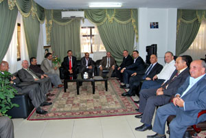 أسرة جامعة جرش تتبادل التهاني بمناسبة العيد