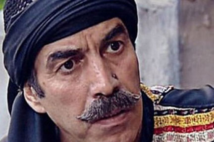 علي كريم: "جلسات نسائية" اجبرني على حب مراهقة!