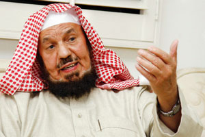 عالم سعودي يحرم وصف السرطان بالخبيث ويعتبره "تعديًا على الله" عالم سعودي يحرم وصف السرطان بالخبيث ويعتبره "تعديًا على الله"