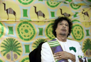 وسائل الإعلام ترجح هروب القذافي الى النيجر.. وموسى ابراهيم يؤكد بقاءه في ليبيا