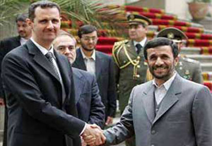 قيادي شيعي: إيران تخطط لنقل ساحة الصراع إلى العراق ودول الخليج إذا سقط الأسد