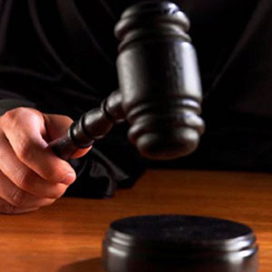 الحبس خمس سنوات لزوج عاشر زوجته بعد ان طلقها دون علمها