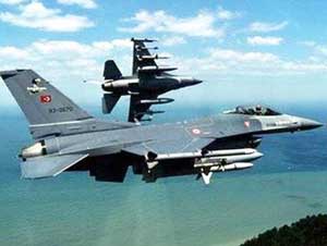 تركيا تهدد بشن عملية برية في شمال العراق ضد الانفصاليين الاكراد