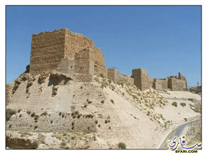 أمين عام السياحه يزور الكرك ويستمع الى سلبيات المشروع السياحي الثالث 