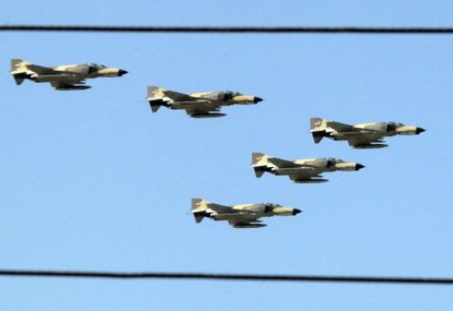 في تهديد ايراني جديد: مناورات جوية بطائرات ايرانية الصنع