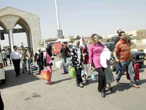 الأمم المتحدة تعلن فرار نحو أربعة آلاف سوري إلى شمال لبنان 