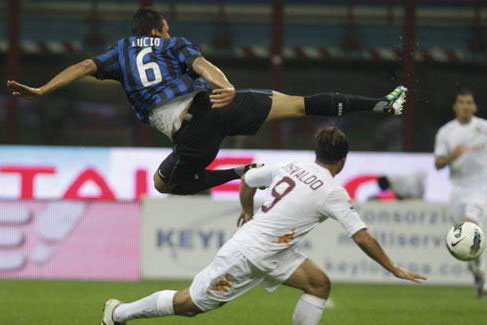 إنتر ميلان يواصل إهدار النقاط في بداية مشواره بالدوري الإيطالي