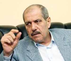 العين الطراونة يحاضر عن التعديلات الدستورية
