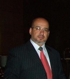 سرقة السيارات لم تعد ظاهرة بل مهنة!!!!! سرقة السيارات لم تعد ظاهرة بل مهنة!!!!!