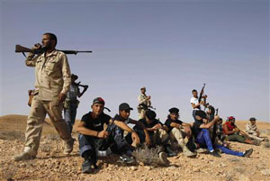 قوات القذافي تقول انها اعتقلت 17 من المرتزقة الاجانب