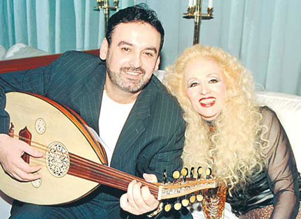 لماذا اشترى رفيق الحريري صورا فاضحة لمسؤولين عرب مع صباح؟ لماذا اشترى رفيق الحريري صورا فاضحة لمسؤولين عرب مع صباح؟