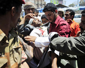 قصف لتعز وسريان هدنة بصنعاء    