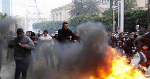 السفير الامريكي في دمشق يحذر من صراع طائفي في سوريا