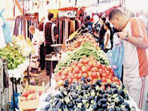 شكاوى من انعدام الرقابة على الأسواق الشعبية 