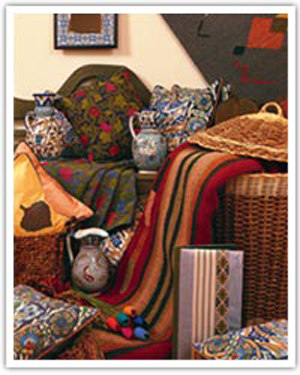 محافظ مادبا يفتح معرض مادبا للصناعات اليدوية 