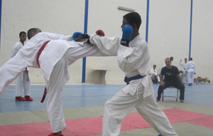 المهام الخاصة يتوج بالذهب في بطولة كراتيه قوات الدرك  