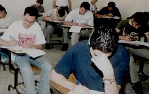 توجه لعقد (امتحان عام) لخريجي الطب من جامعات غير أردنية توجه لعقد (امتحان عام) لخريجي الطب من جامعات غير أردنية