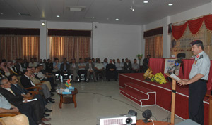 ورشة عمل عن مخاطر الفيضانات في الازرق  