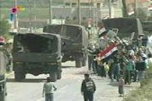 الجيش السوري يواصل قصفه بلدة الرستن لليوم الثاني على التوالي