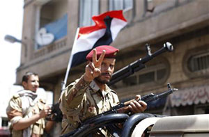 اشتباكات عنيفة بين القوات الحكومية وانصار زعيم قبلي في صنعاء