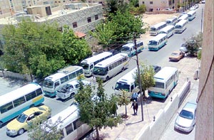 الكرك: سائقو الصحة يتوقفون عن العمل للمطالبة بتحسين اوضاعهم  