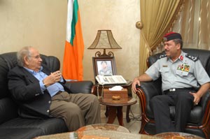 الامير رعد يزور المديرية العامة للدفاع المدني 