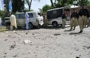 مقتل 13 بباكستان في هجوم يشتبه انه طائفي