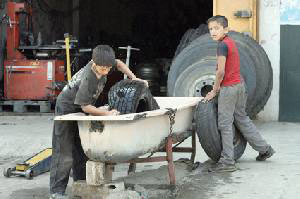 المعايطة : لجنة شؤون العمل تلتقي الاثنين  لمناقشة الحد الادنى للاجور  