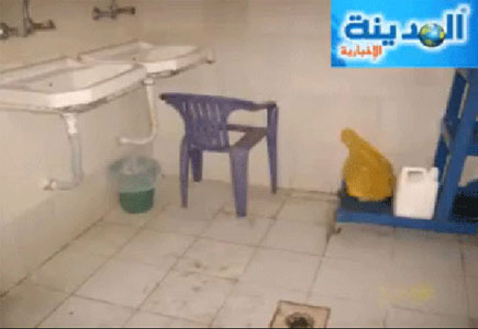 متعهد نظافة يضحك على وزارة الصحة ومستشفى البشير 