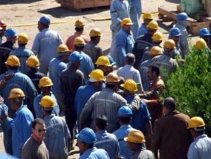اعتصام تحضيرية النقابات المستقلة للمطالبة برفع الحد الأدنى للأجور اعتصام تحضيرية النقابات المستقلة للمطالبة برفع الحد الأدنى للأجور
