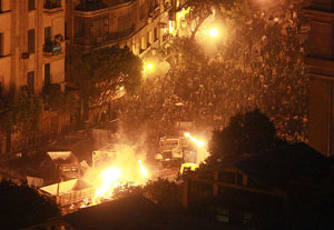 ارتفاع حصيلة اشتباكات القاهرة الى عشرات القتلى والجرحى 