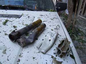 قصف عنيف بالمدفعية على حمص وسقوط 17 قتيلاً في أنحاء سوريا