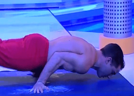 لاعب الجمباز